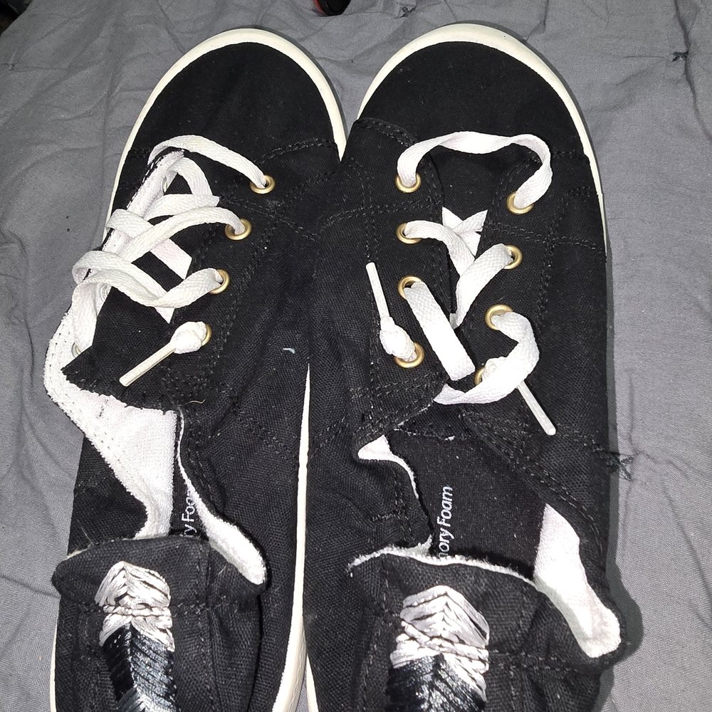 Time and Tru Black Canvas Flats